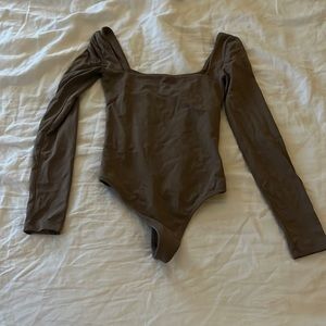 Babaton Square Neck Bodysuit